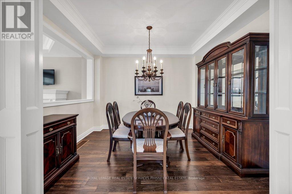 2444 Chateau Common Property Photo 16