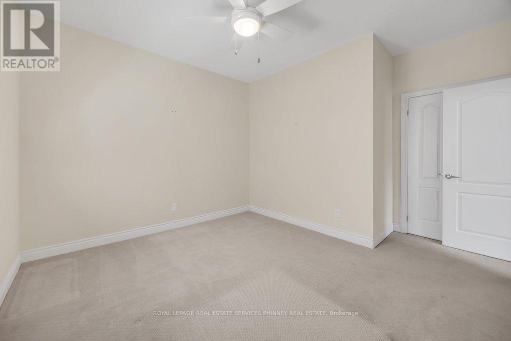 2444 Chateau Common Property Photo 25
