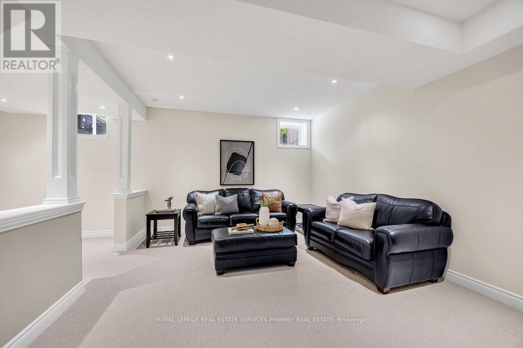 2444 Chateau Common Property Photo 34