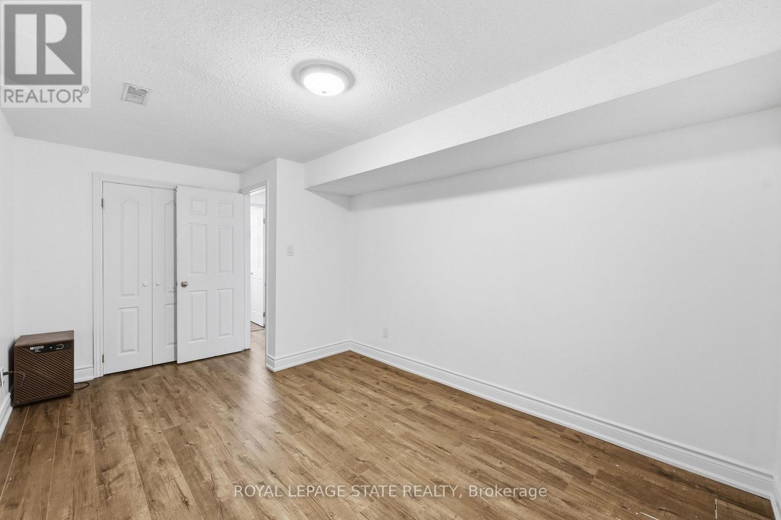 5592 Millbrook Lane Property Photo 35