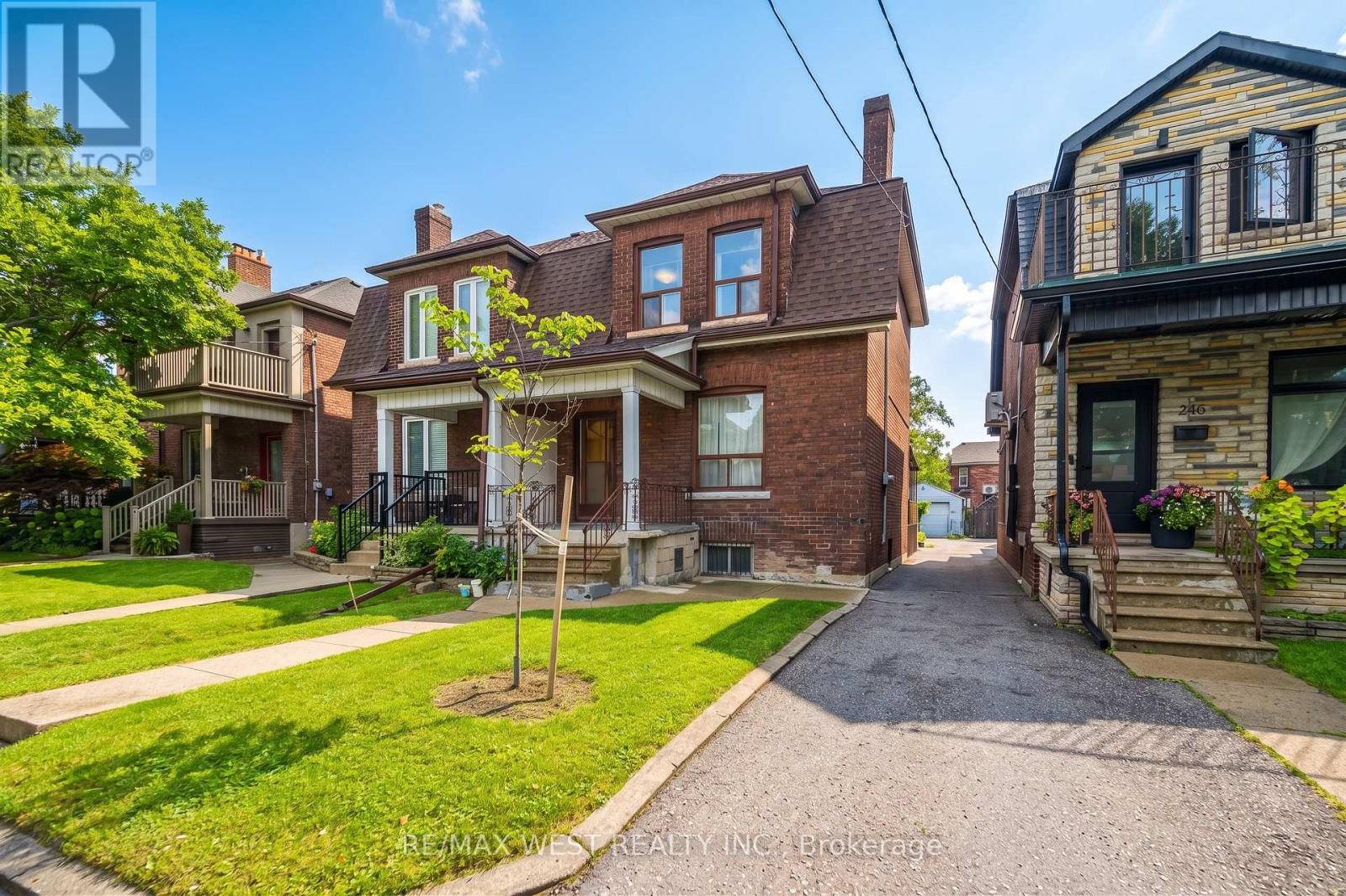 257 Delaware Avenue Property Photo 1