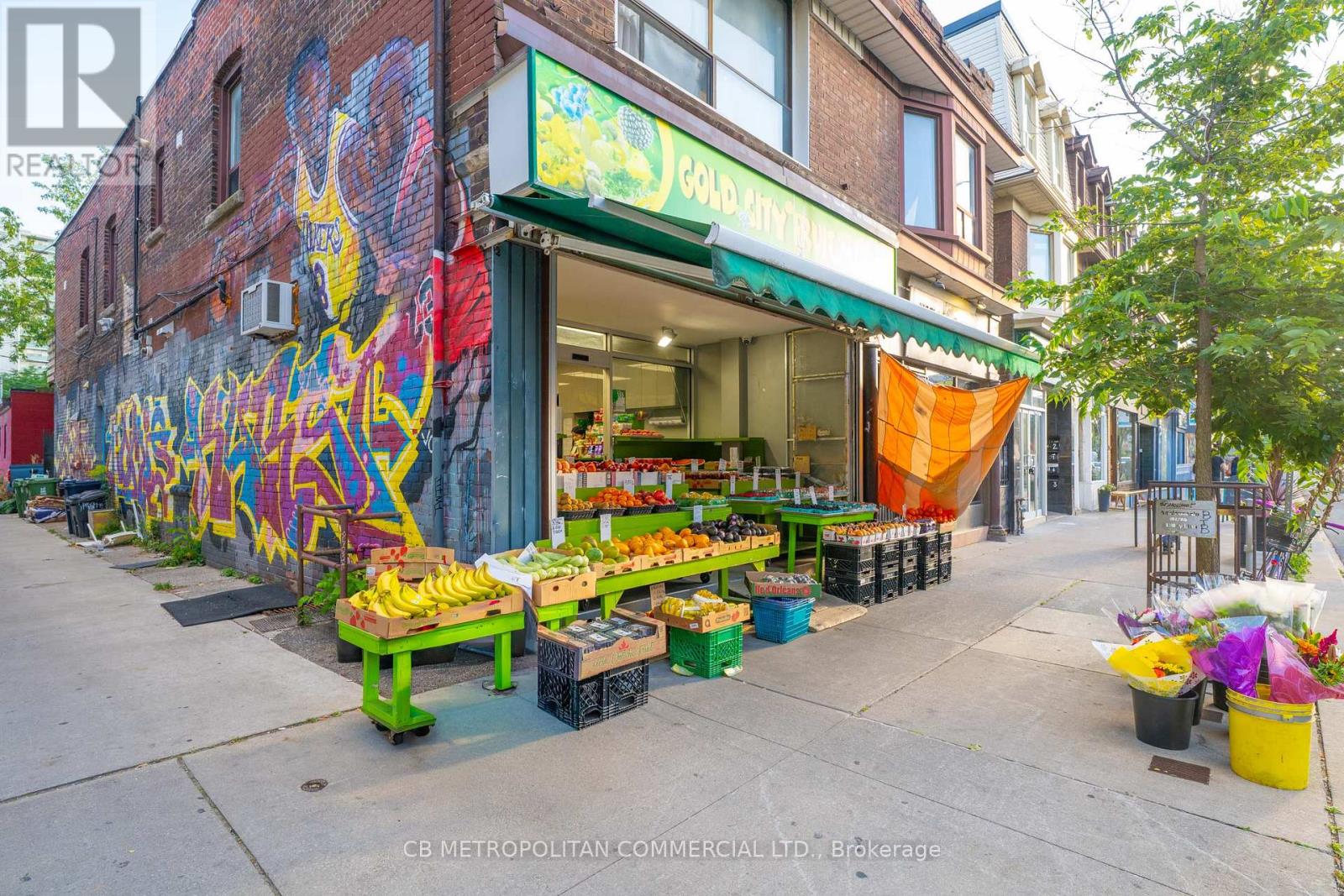 998 Bloor Street W Property Photo 20