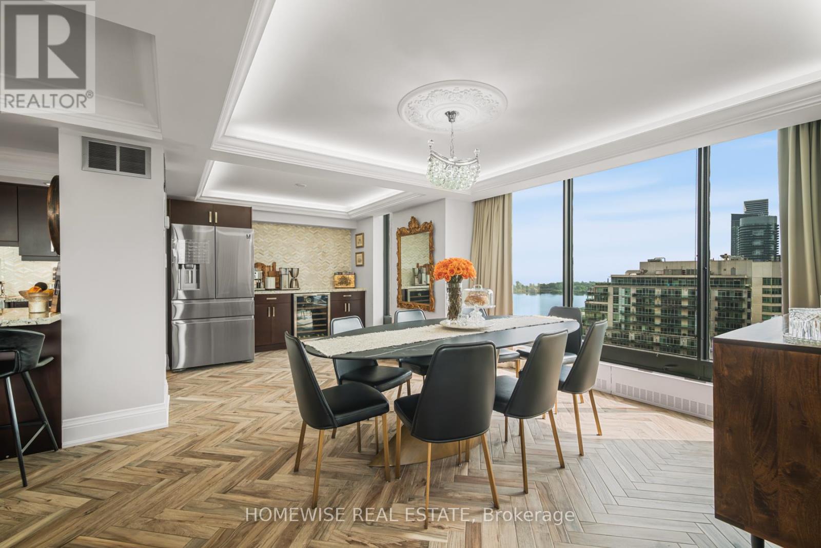 1407 - 2045 Lake Shore Boulevard W Property Photo 17
