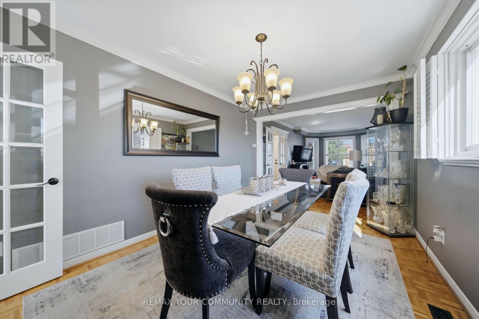 44 Candy Crescent W Property Photo 13