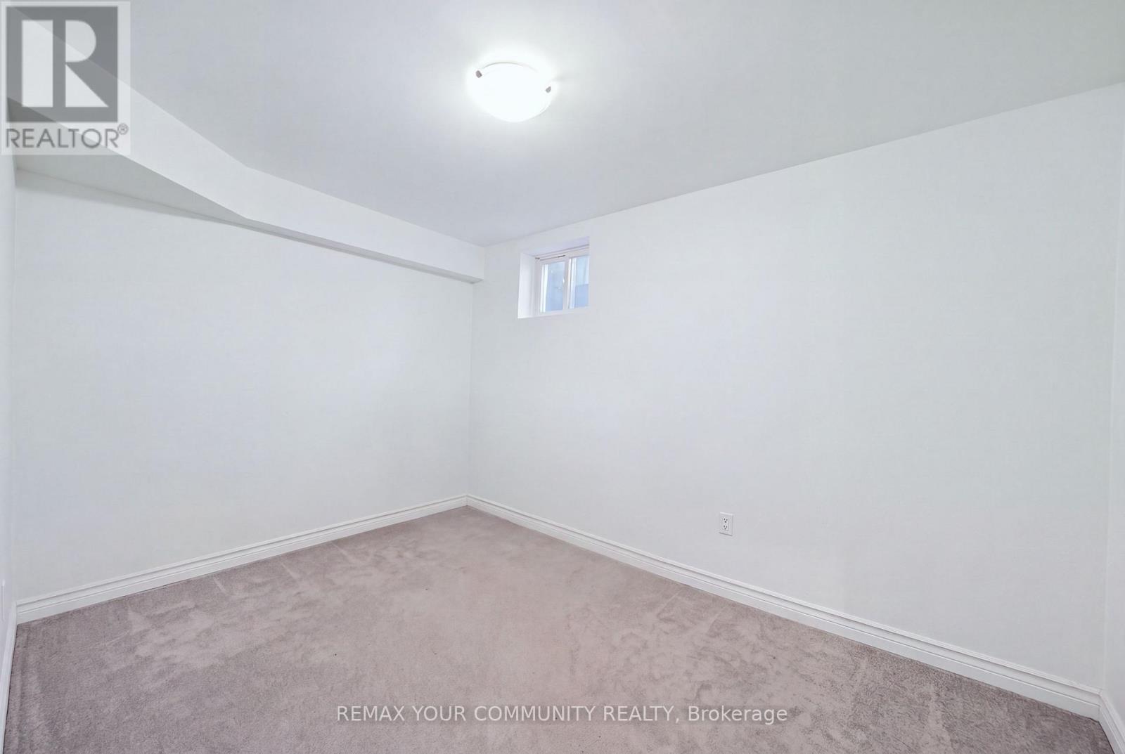 44 Candy Crescent W Property Photo 45
