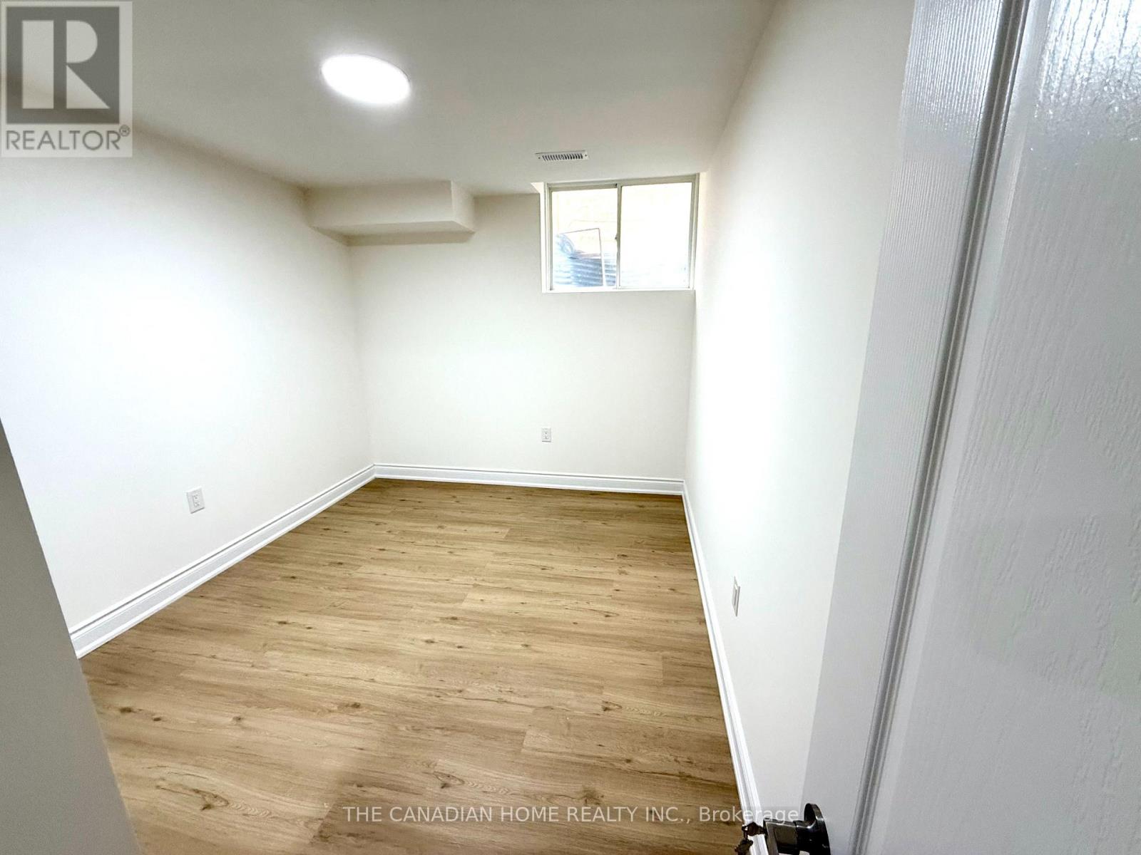 Bsmnt - 70 Abercrombie Crescent Property Photo 4