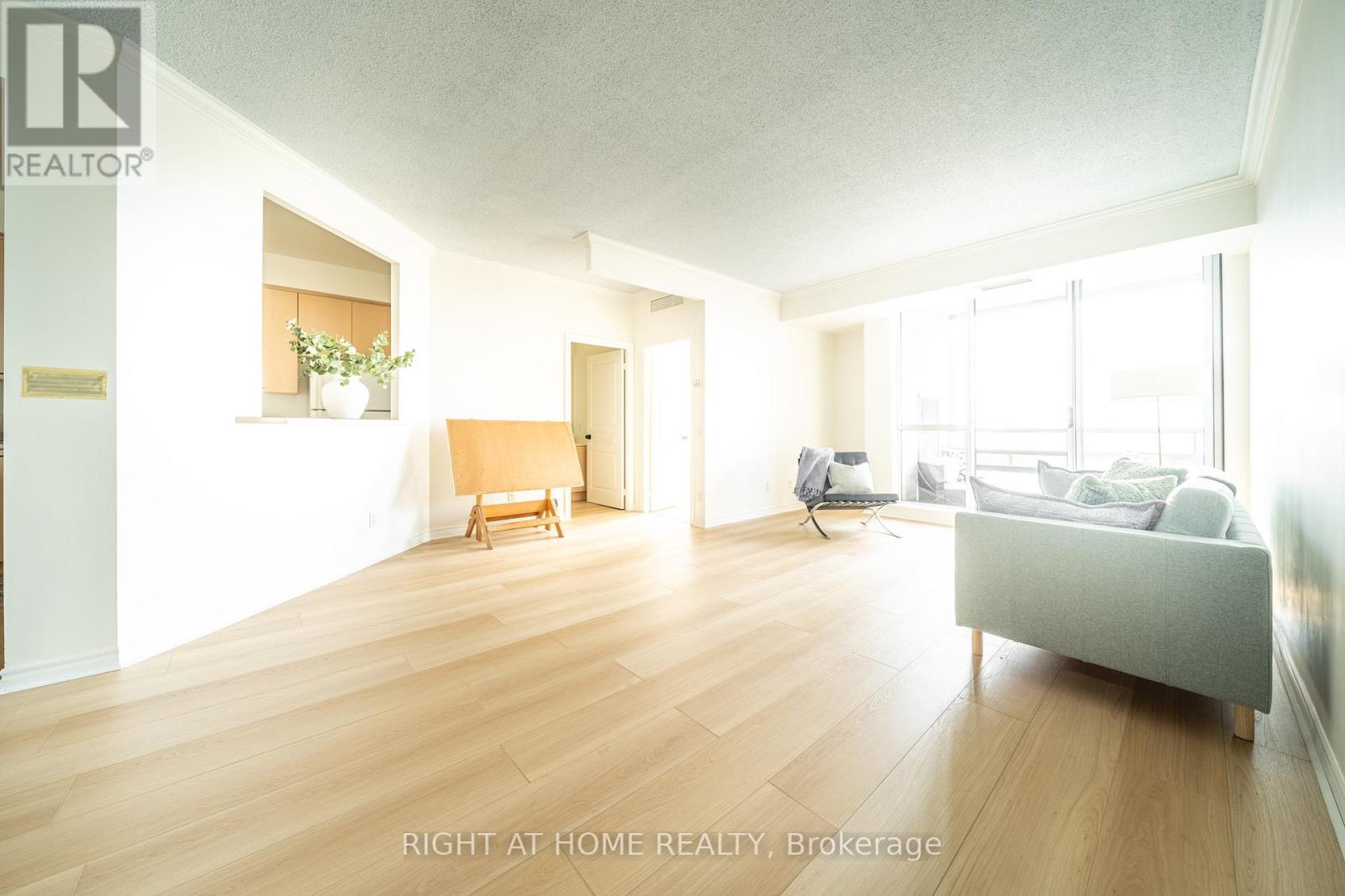 1707 - 1 BELVEDERE COURT Property Photo 1