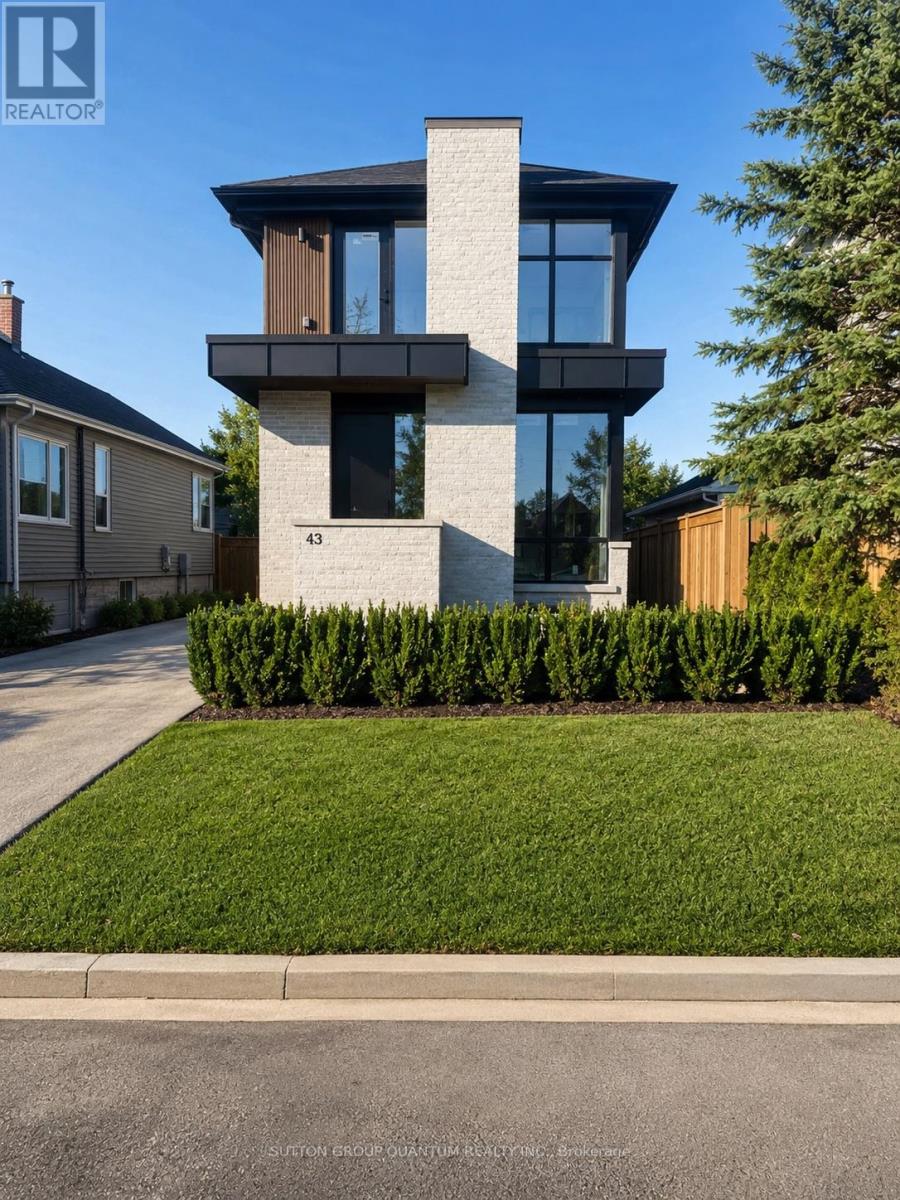 #2 - 43 Elmwood Avenue N Property Photo 1