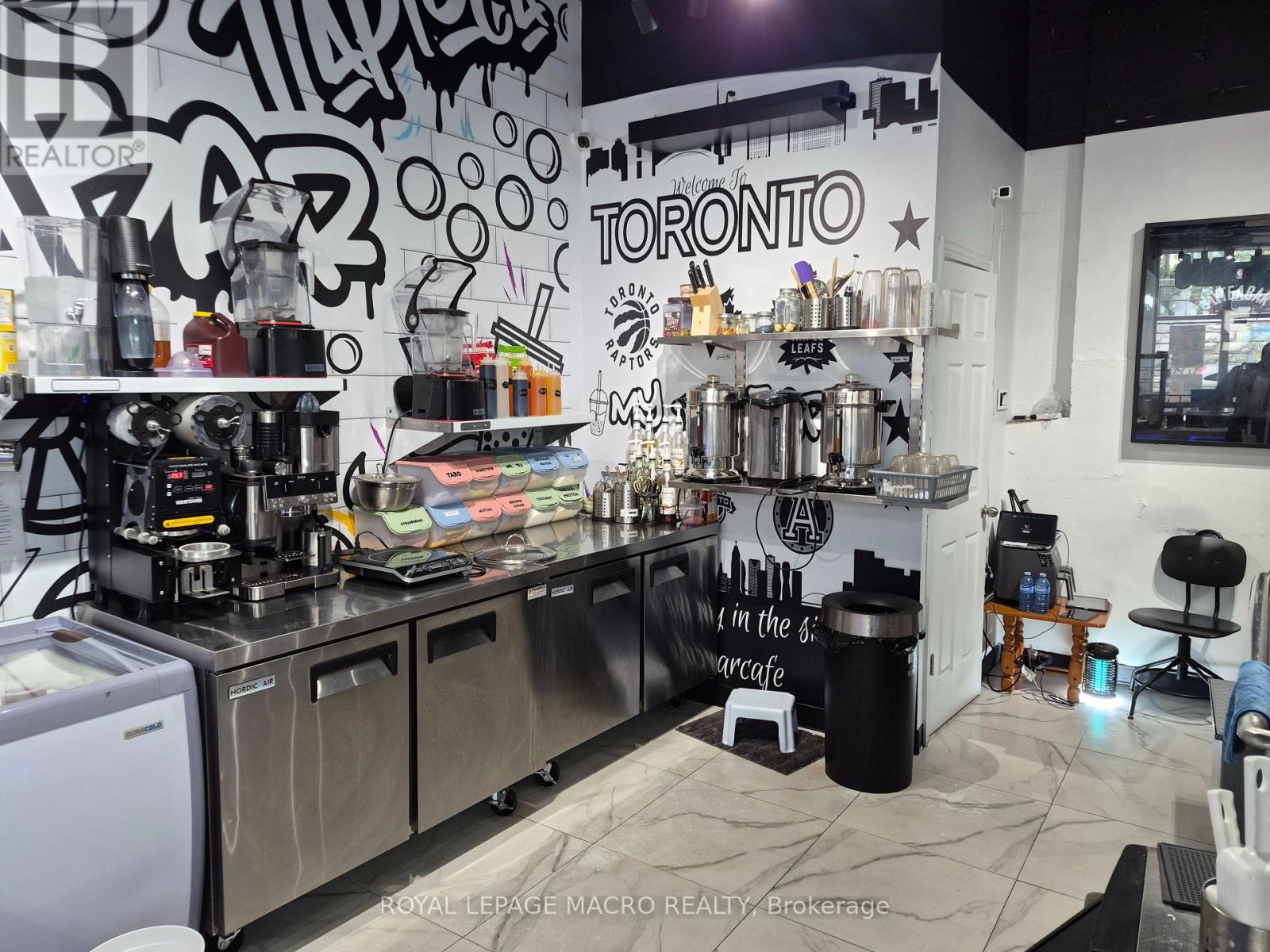 8 - 1205 Queen Street W Property Photo 5