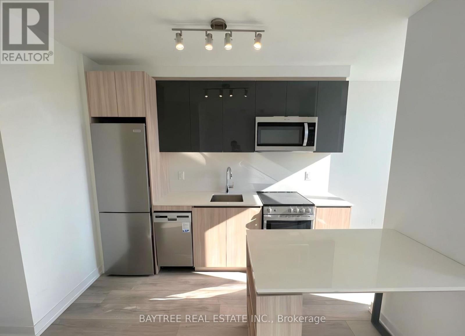 205 - 11 Maryport Avenue Property Photo 1