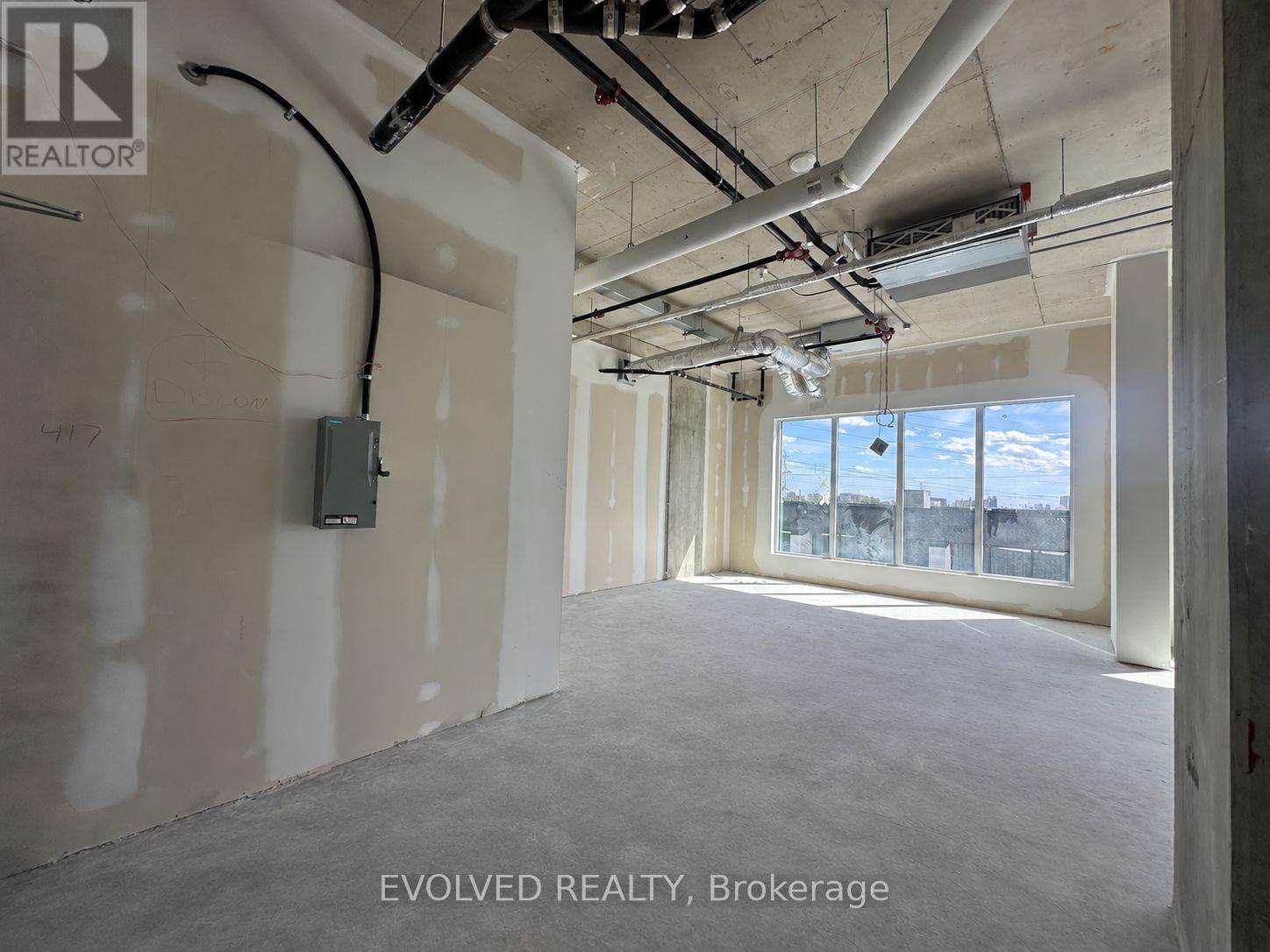 417 - 996 Martin Grove Road Property Photo 2