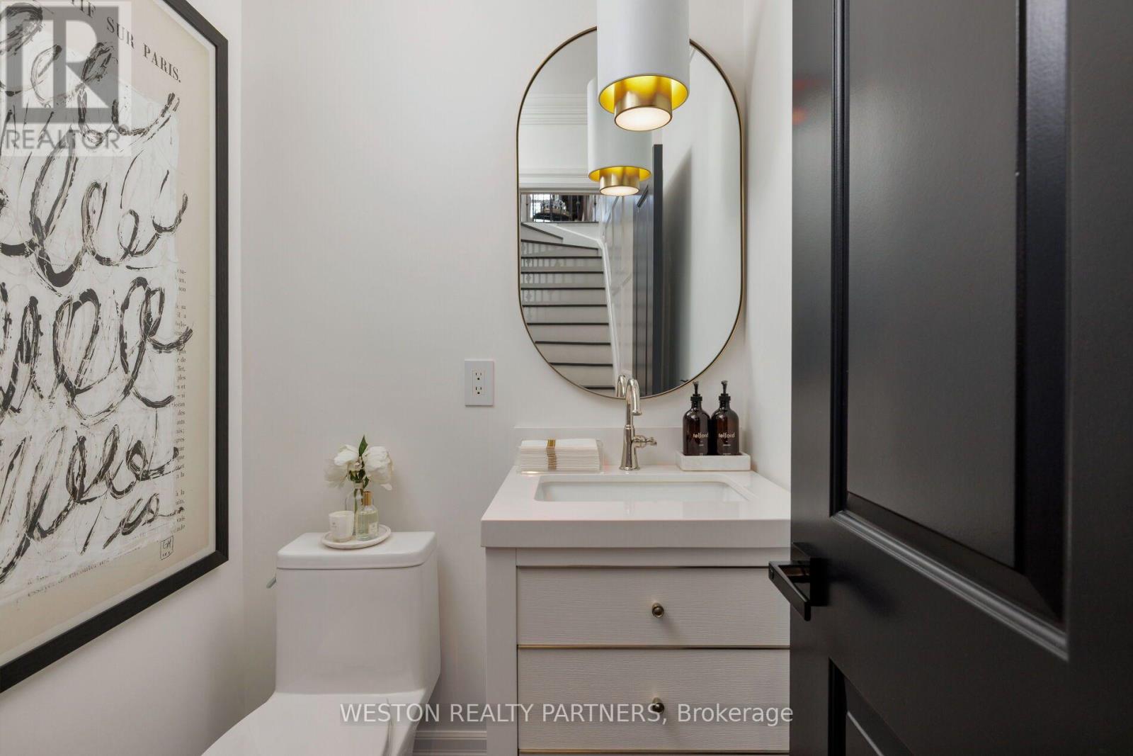 17 - 2369 Ontario Street Property Photo 19