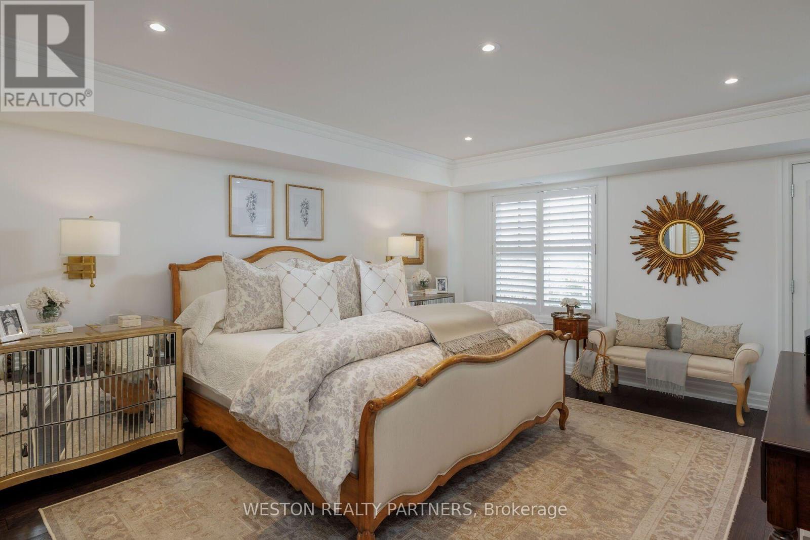 17 - 2369 Ontario Street Property Photo 27