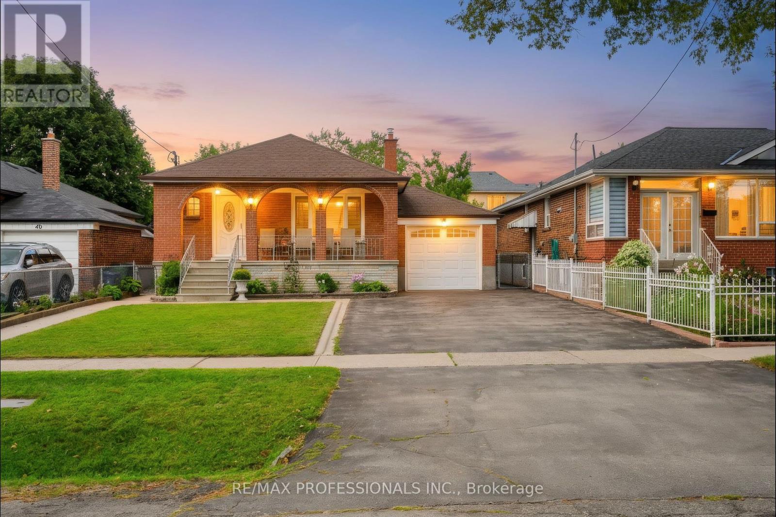 42 Woolgar Avenue Property Photo 1