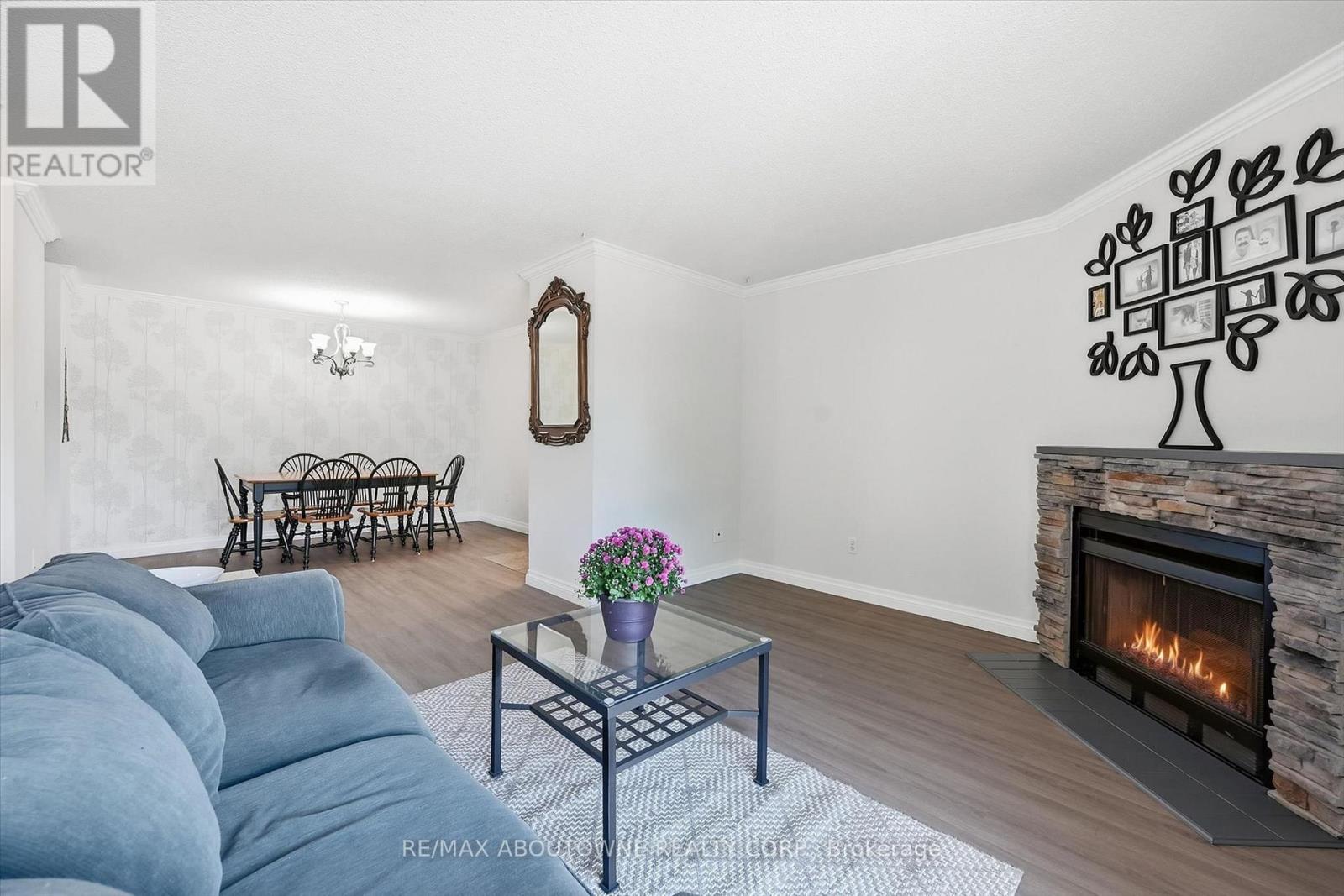 1121 - 1450 Glen Abbey Gate Property Photo 9