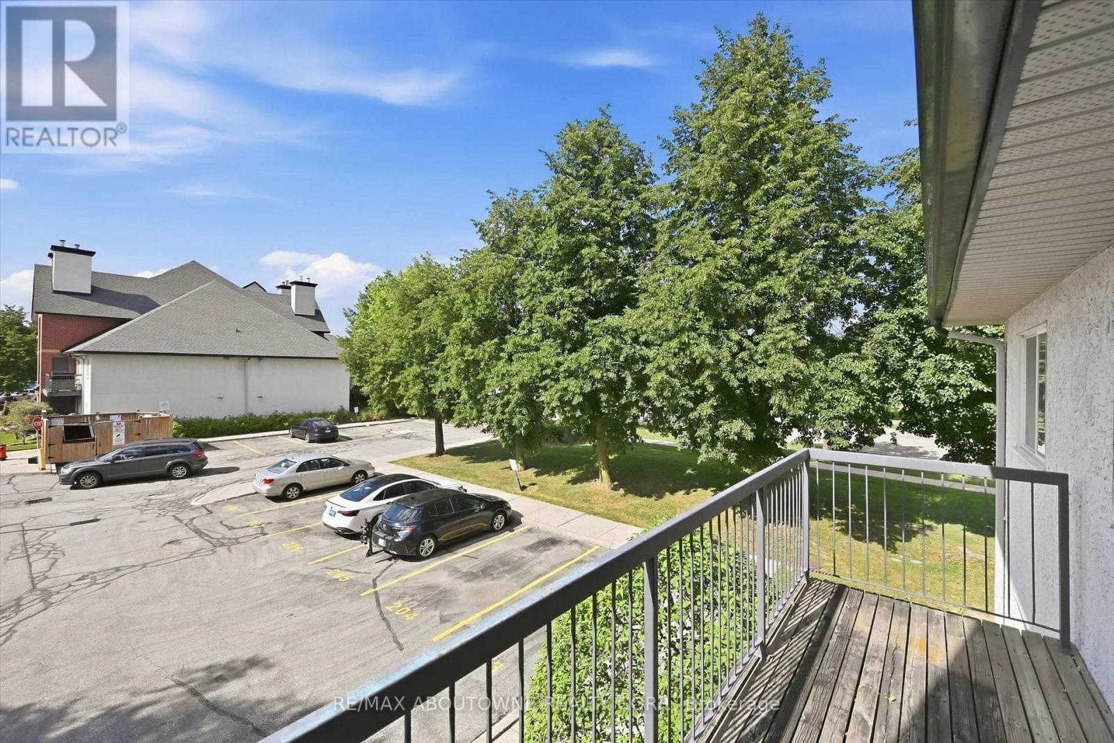 1121 - 1450 Glen Abbey Gate Property Photo 11