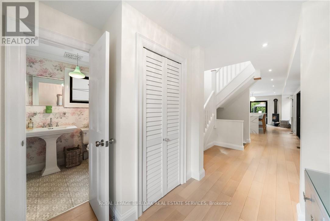 423 Smith Avenue Property Photo 3