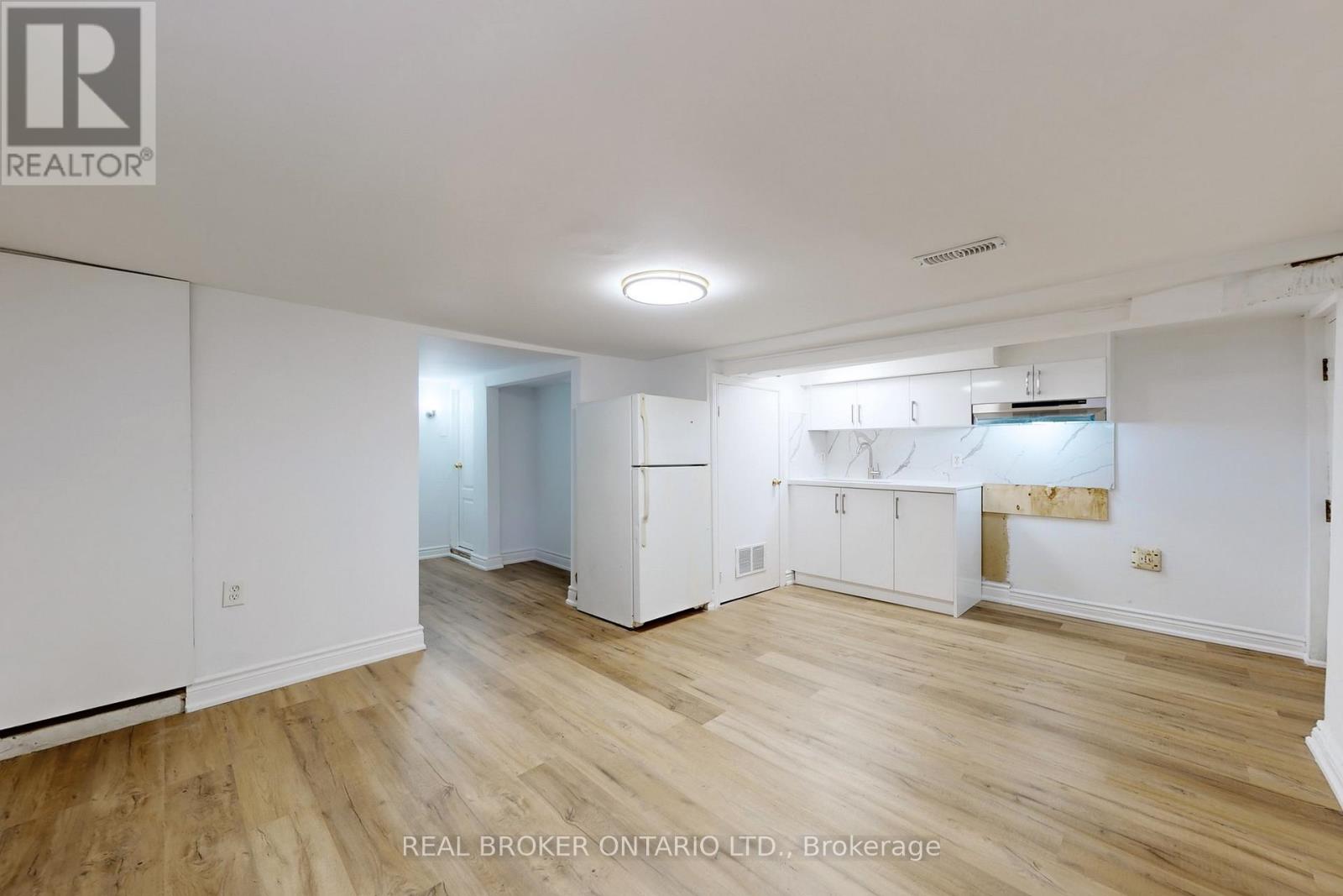 Bsmt - 102 Bowie Avenue Property Photo 2