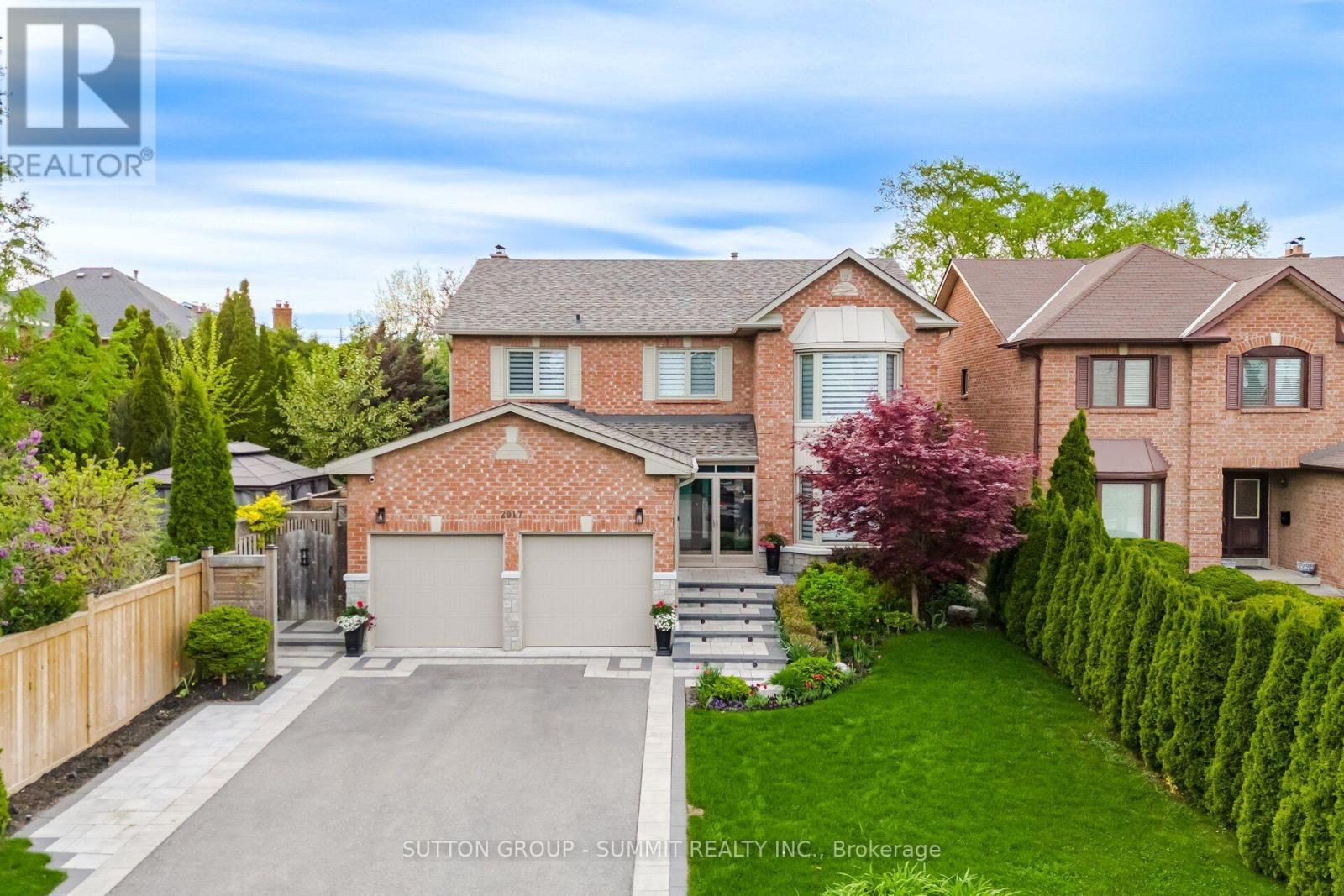 2017 Lady Di Court Nw Property Photo 2