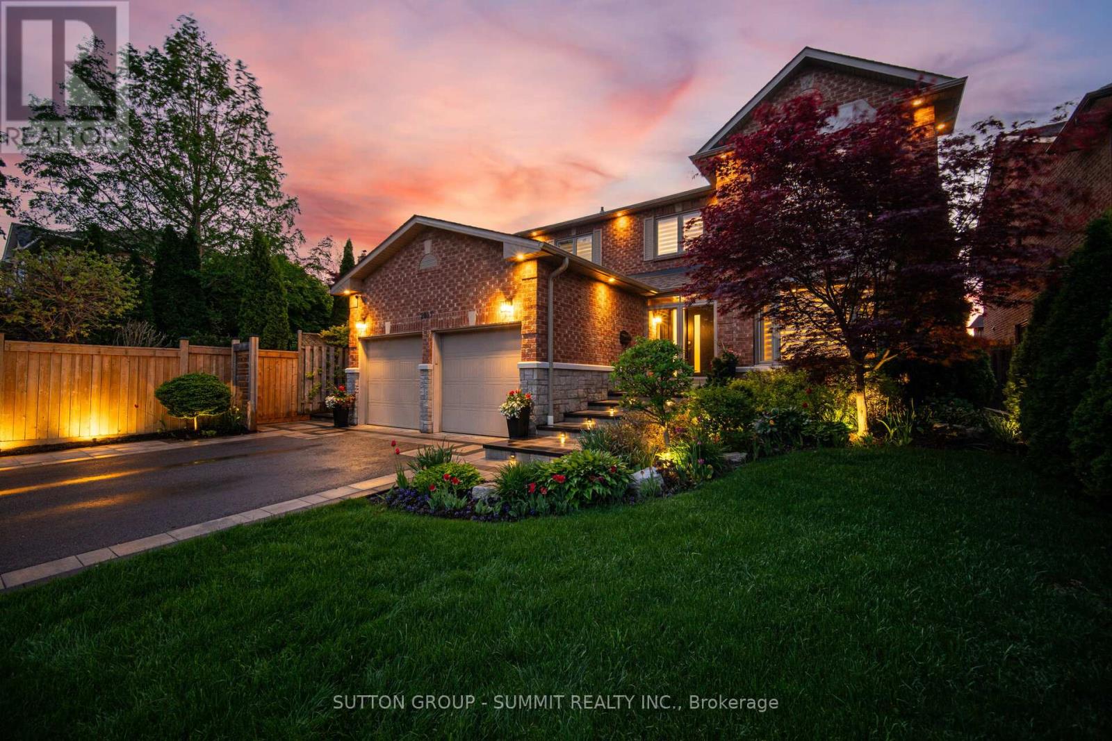 2017 Lady Di Court Nw Property Photo 3