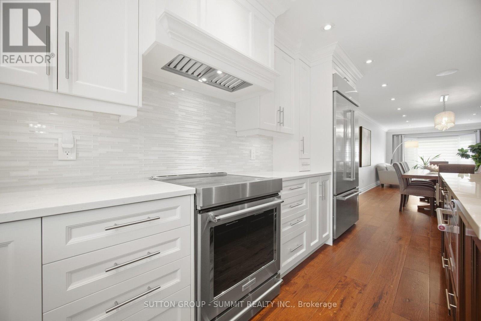 2017 Lady Di Court Nw Property Photo 8