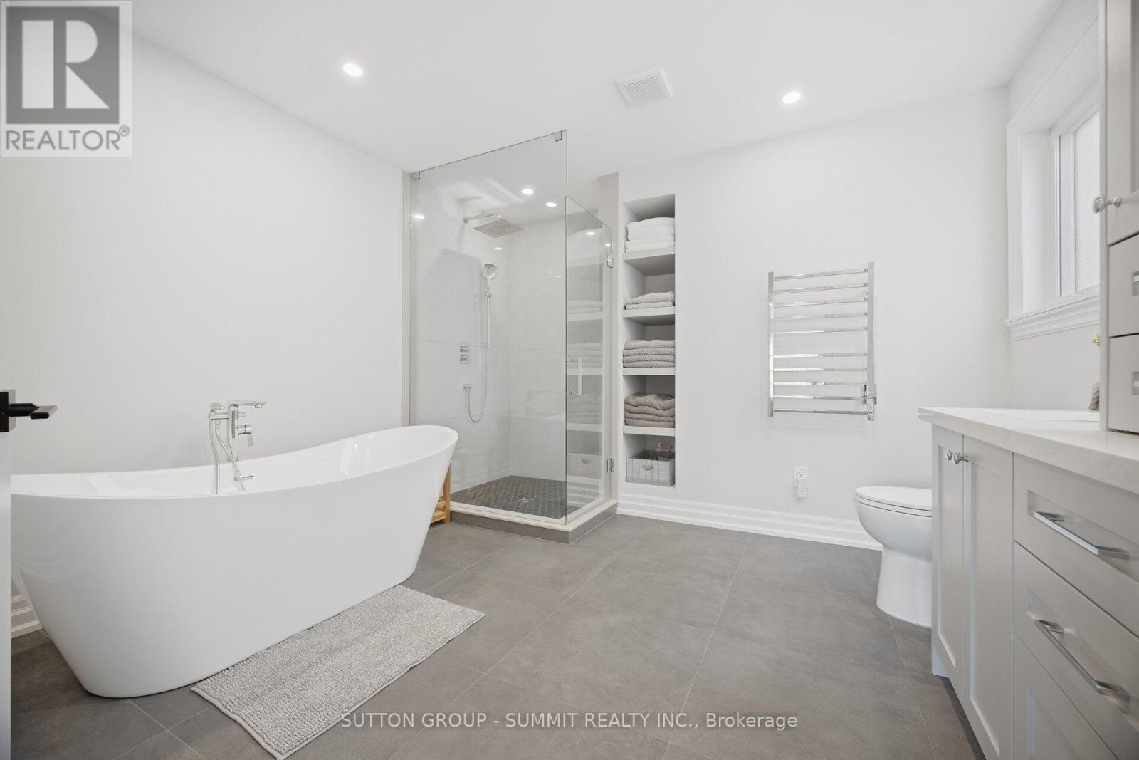 2017 Lady Di Court Nw Property Photo 20