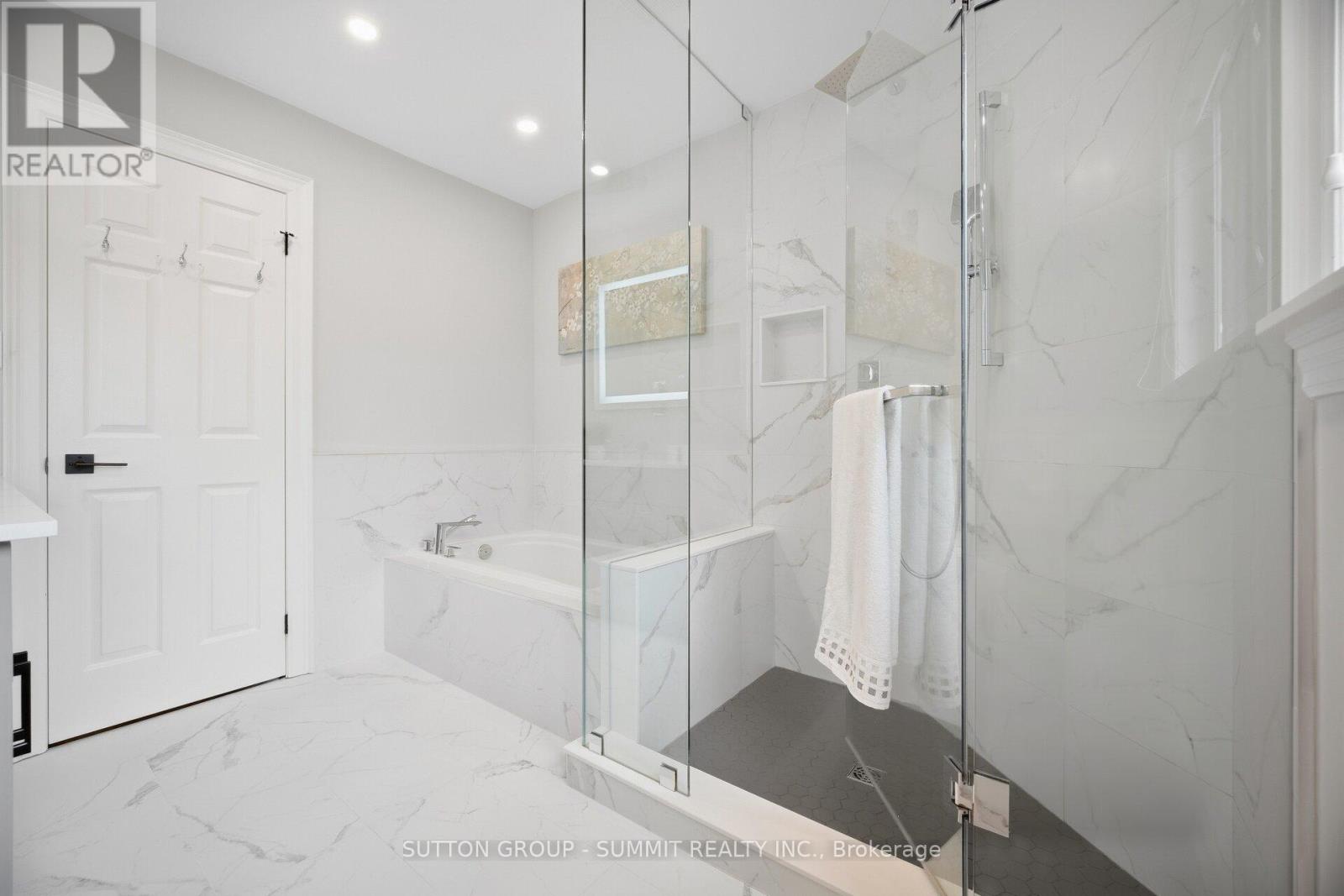 2017 Lady Di Court Nw Property Photo 26