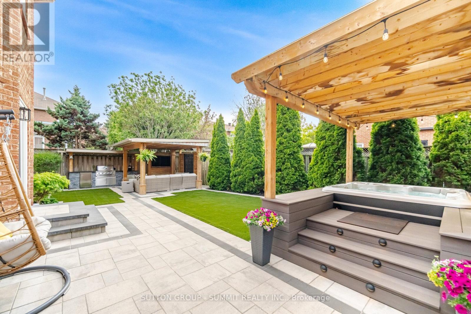 2017 Lady Di Court Nw Property Photo 40