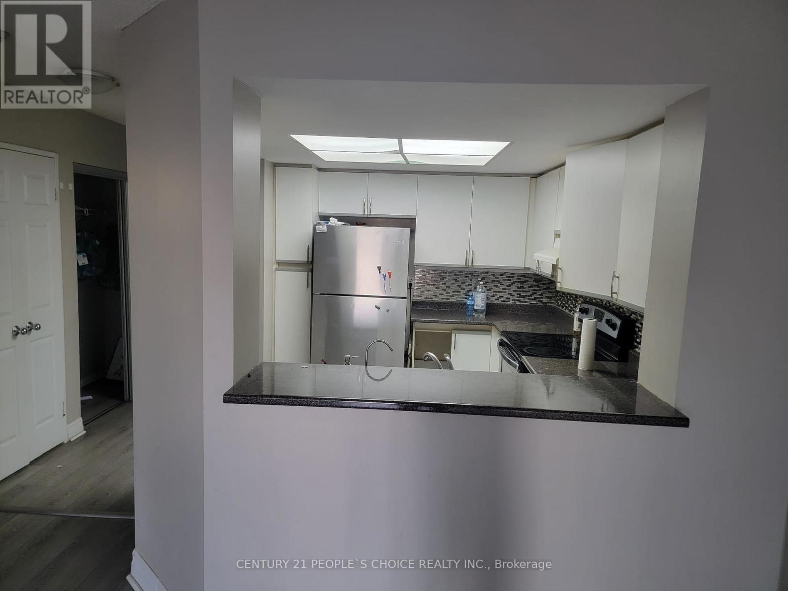 1601 - 335 Webb Drive Property Photo 5