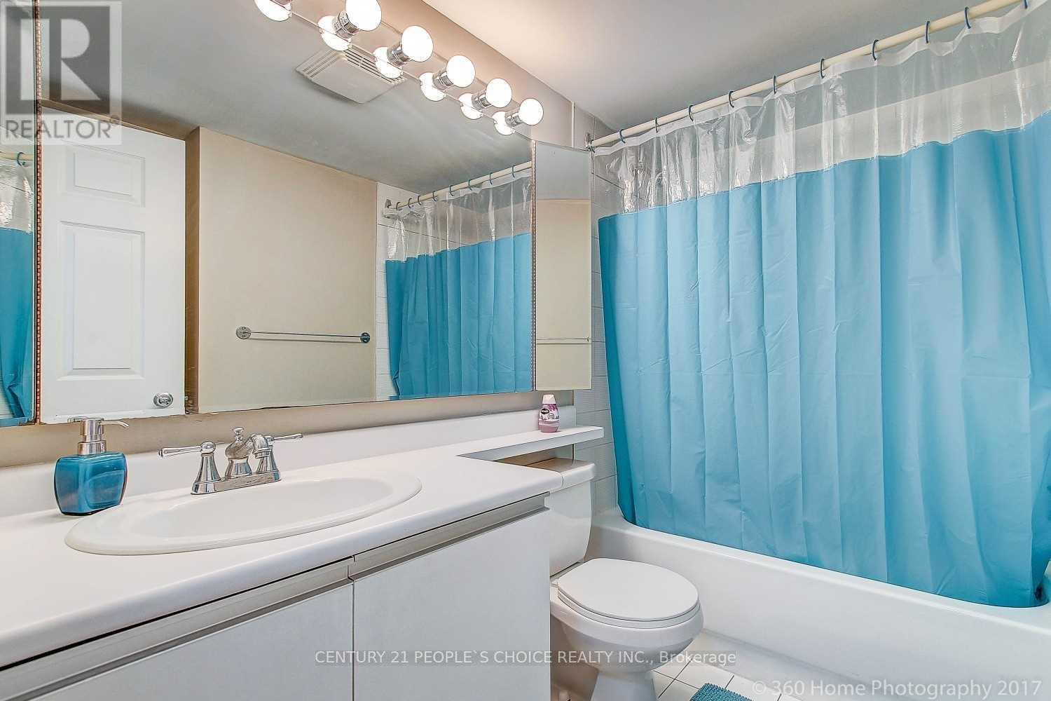 1601 - 335 Webb Drive Property Photo 12