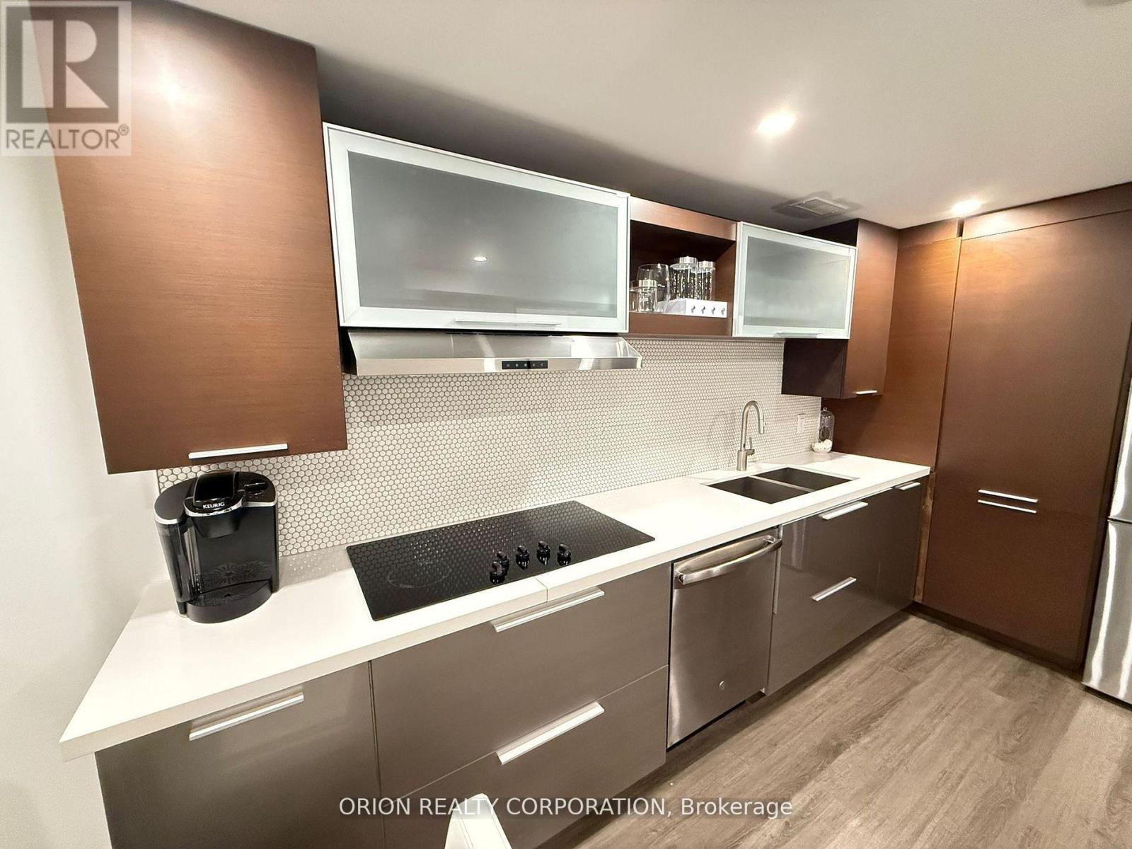 Bsmt - 1149 Lakeshore Road E Property Photo 8