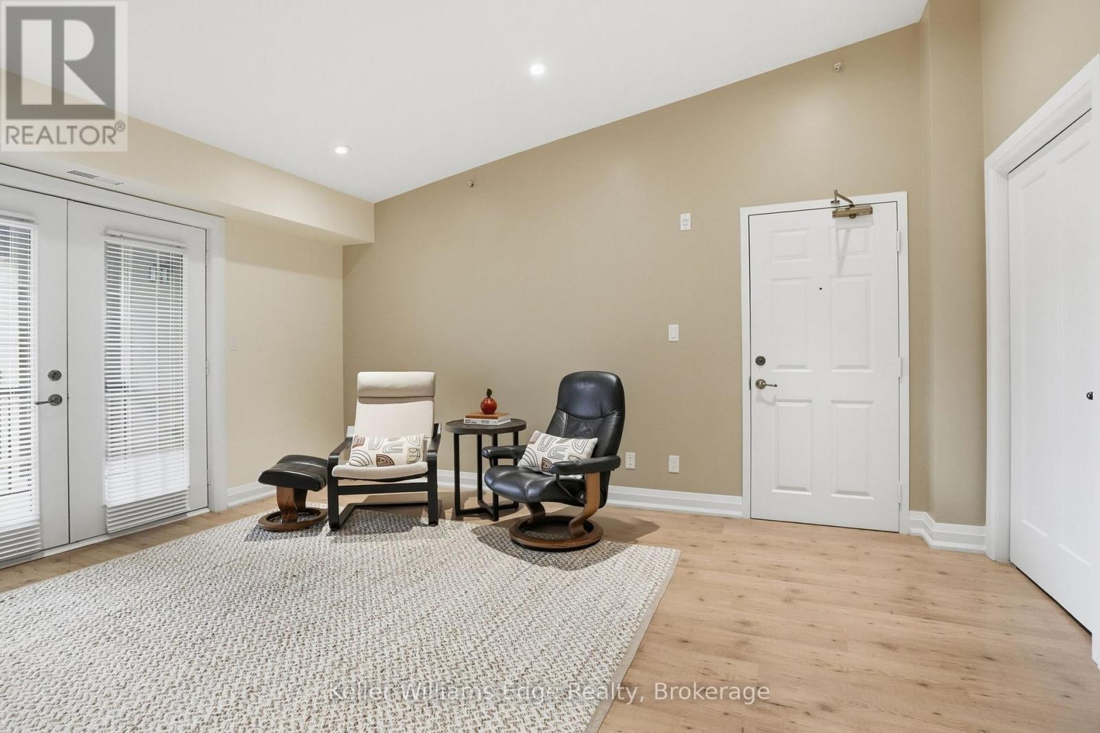406 - 2075 Appleby Line Property Photo 5