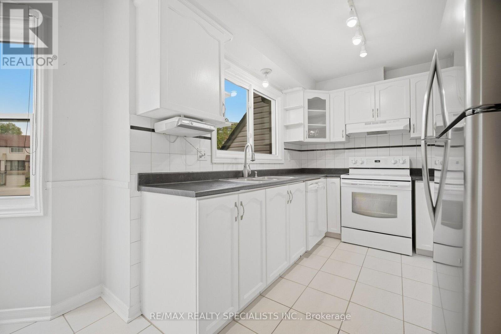 20 - 6780 Formentera Avenue Property Photo 12
