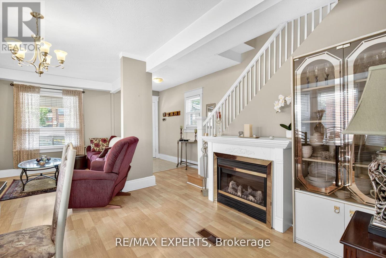 257 John Street Property Photo 12