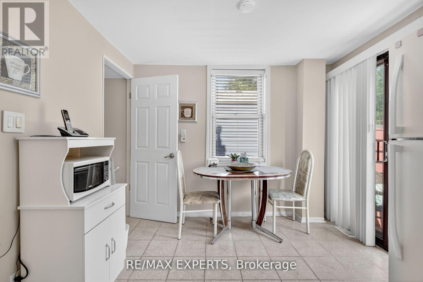 257 John Street Property Photo 17