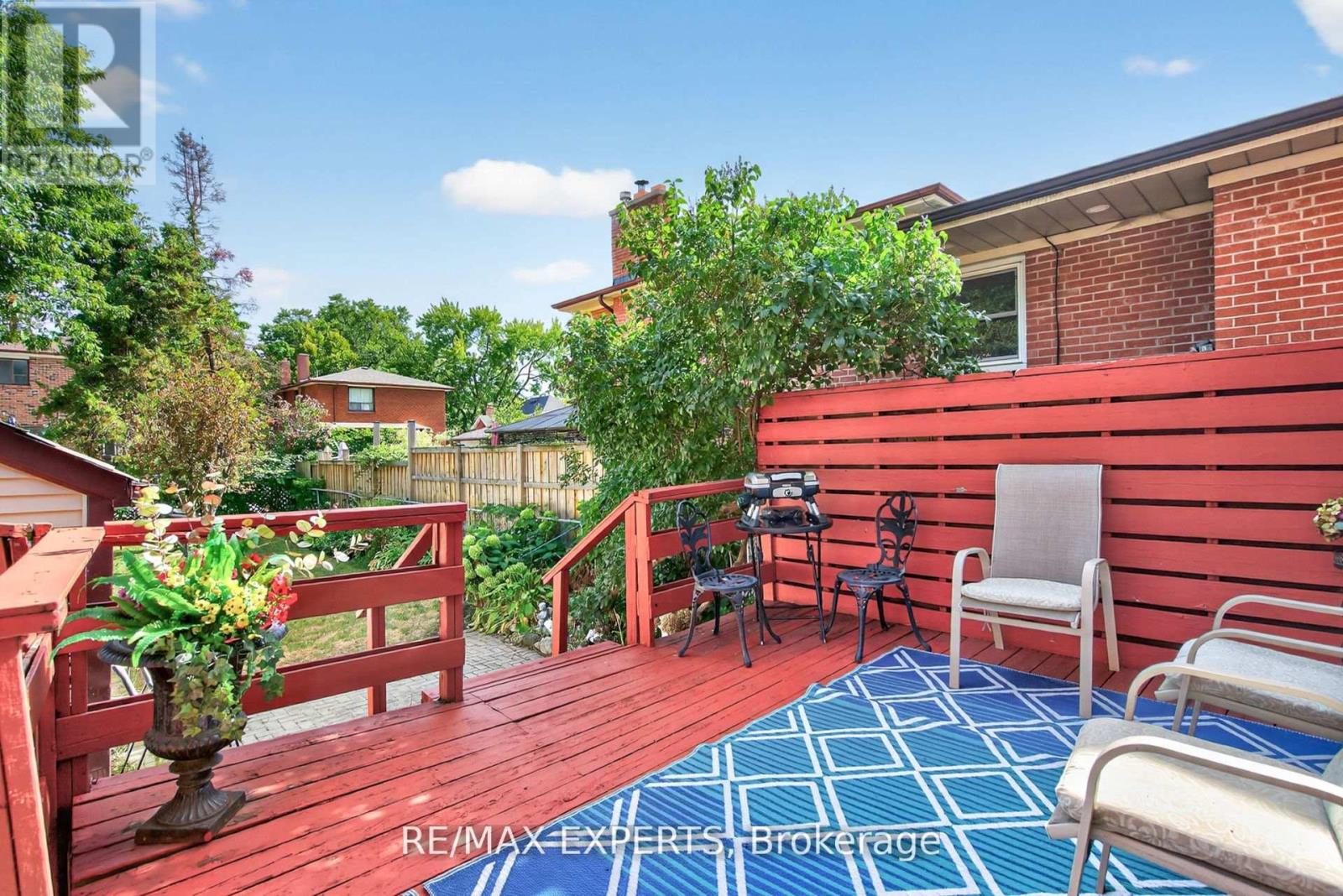 257 John Street Property Photo 29