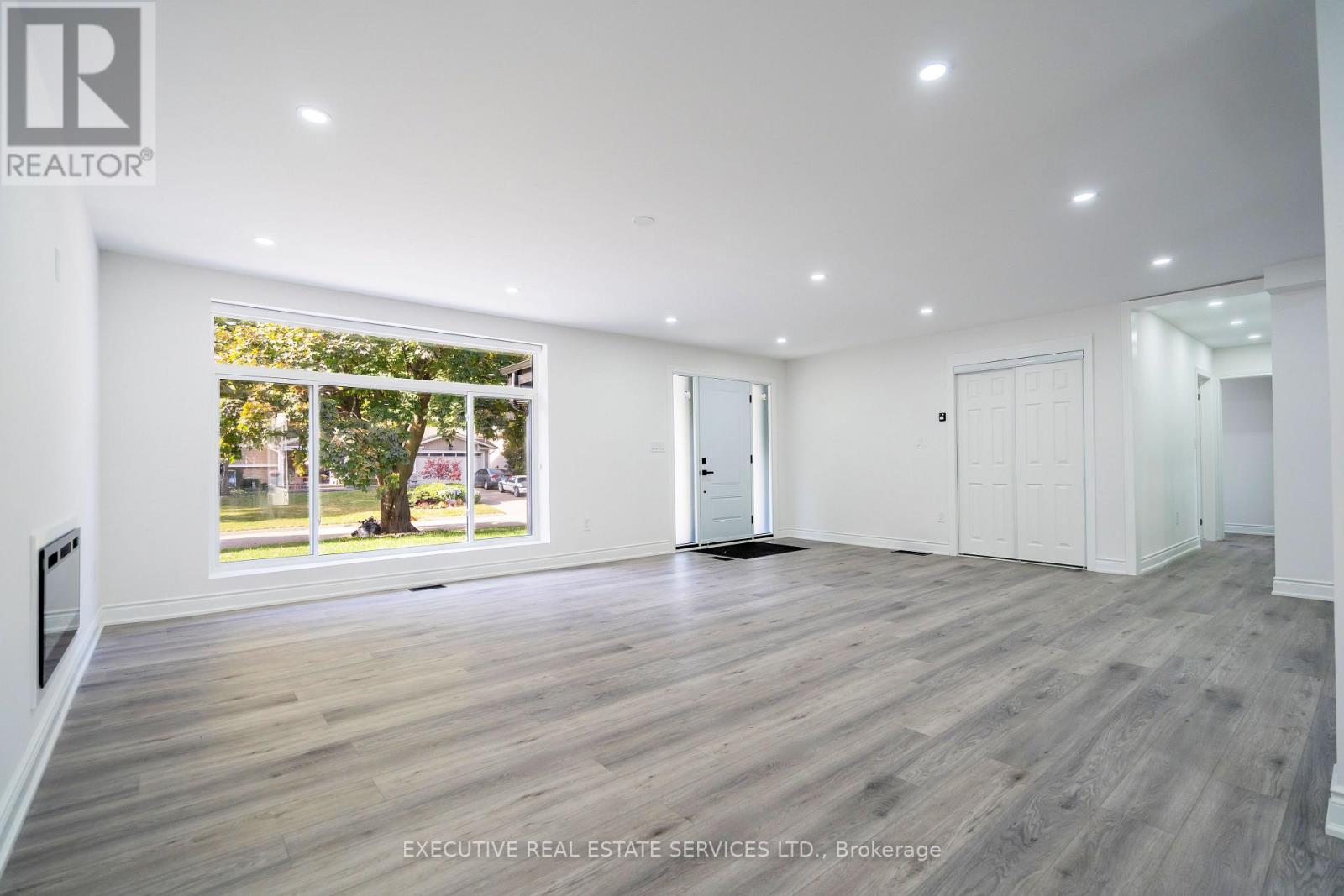 646 Sequin Crescent Property Photo 11