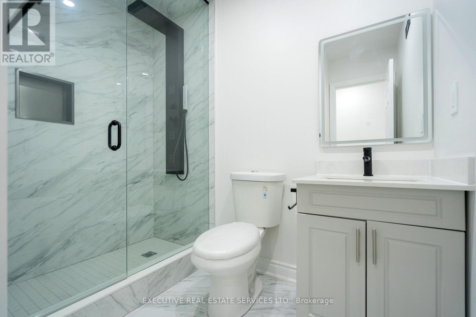 646 Sequin Crescent Property Photo 18