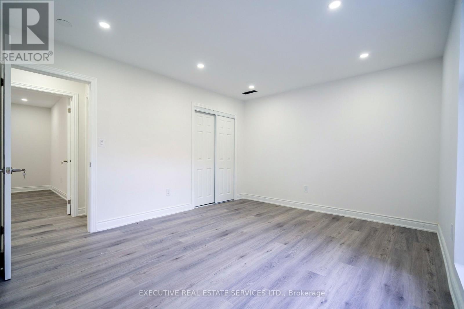 646 Sequin Crescent Property Photo 22
