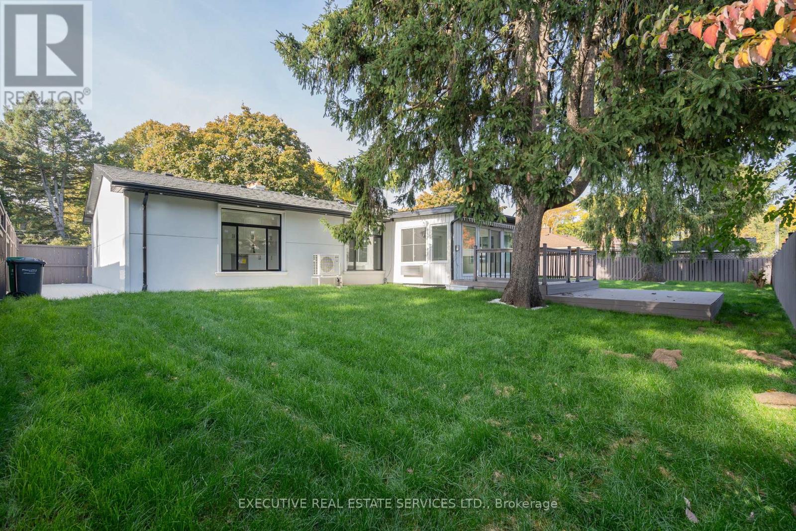 646 Sequin Crescent Property Photo 28