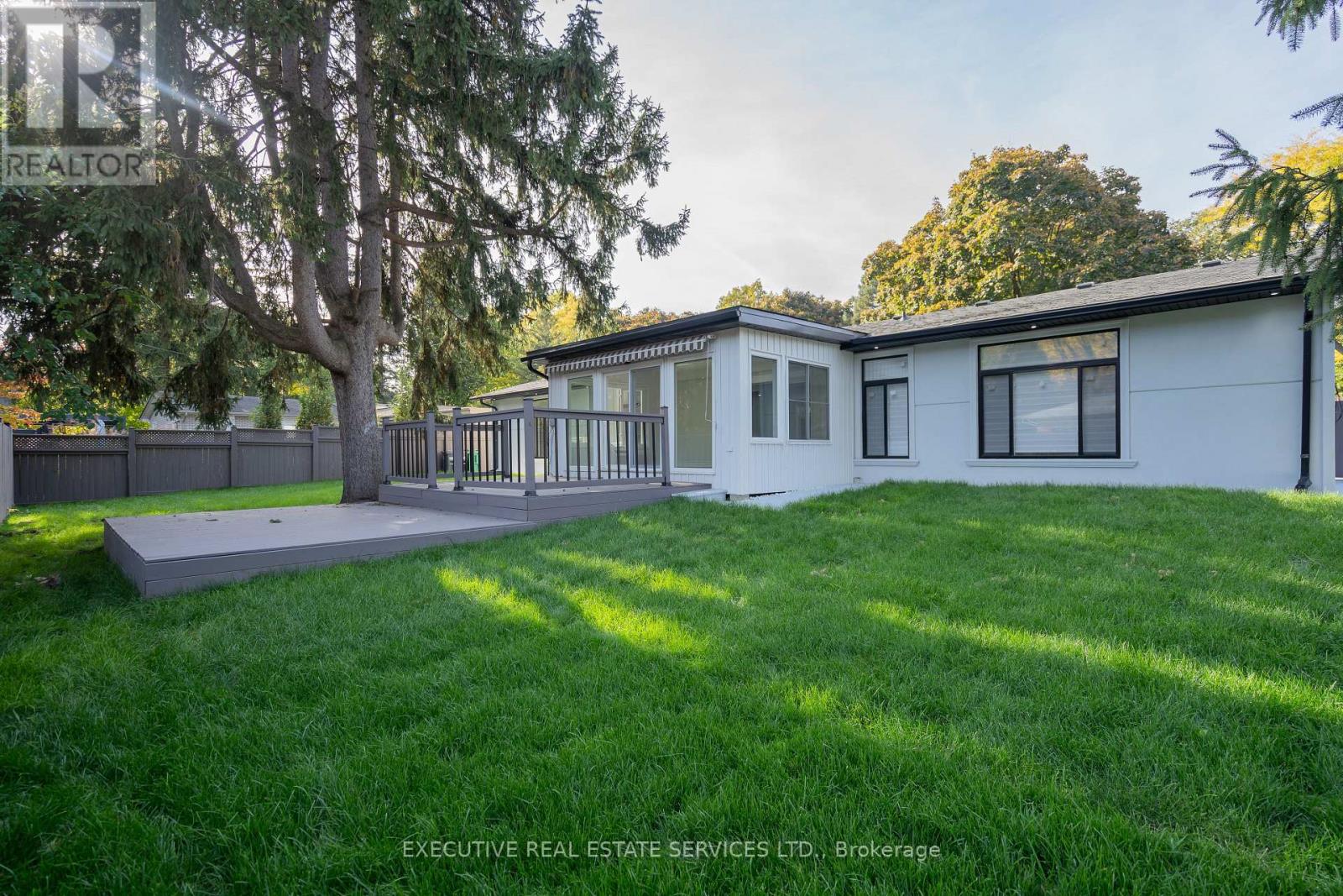 646 Sequin Crescent Property Photo 30