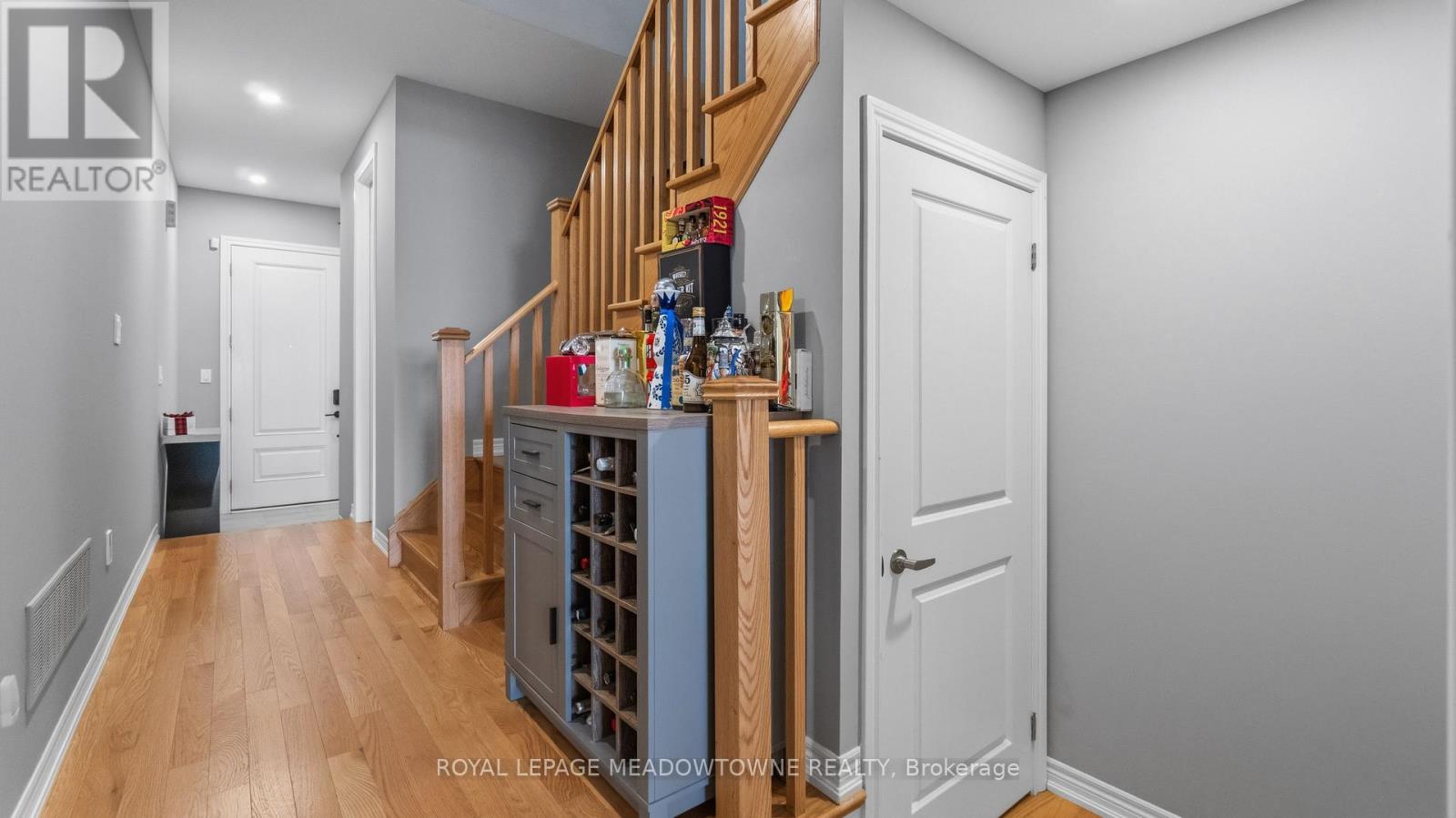 8 Angelfish Road Property Photo 7