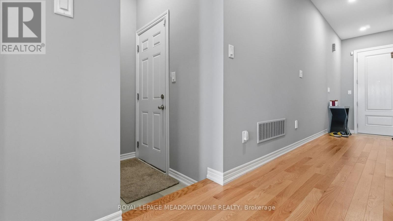 8 Angelfish Road Property Photo 8