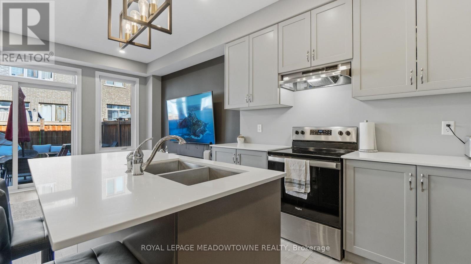 8 Angelfish Road Property Photo 10