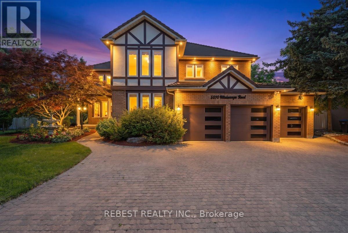 5090 Mississauga Road Property Photo 1
