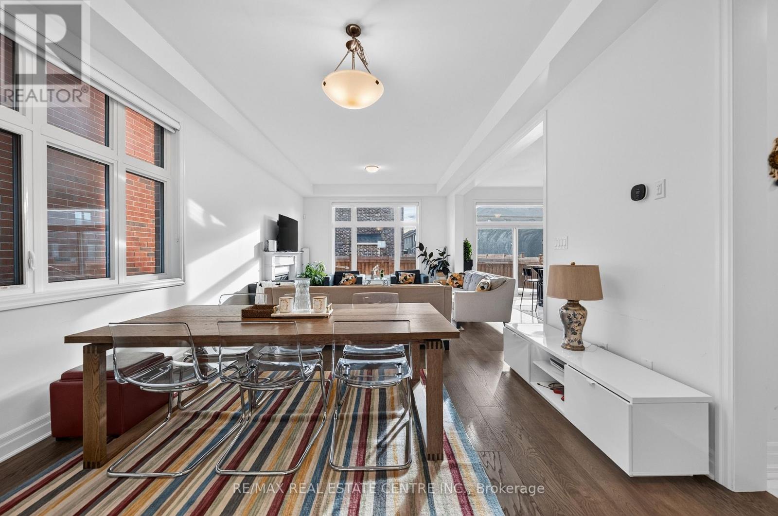 1404 Kovachik Boulevard Property Photo 6