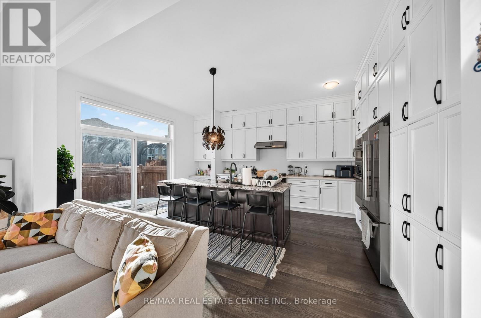 1404 Kovachik Boulevard Property Photo 14