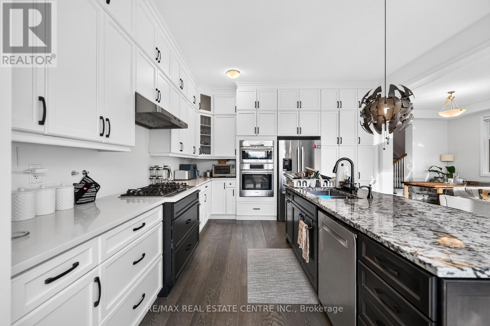1404 Kovachik Boulevard Property Photo 20