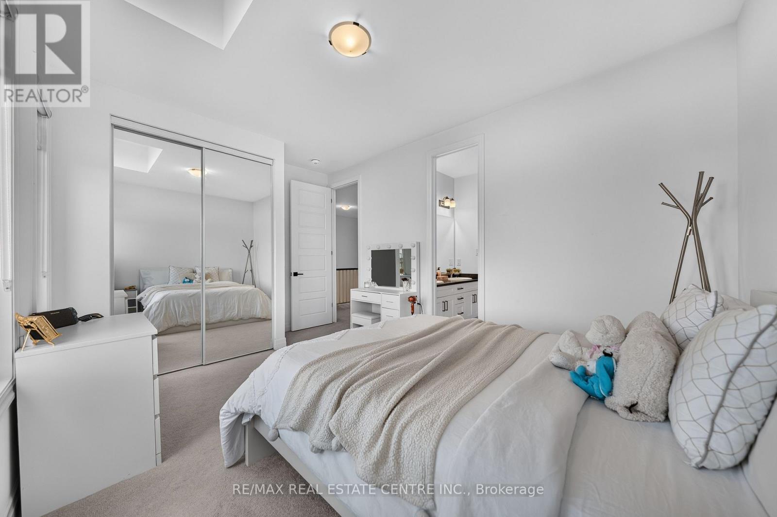 1404 Kovachik Boulevard Property Photo 29