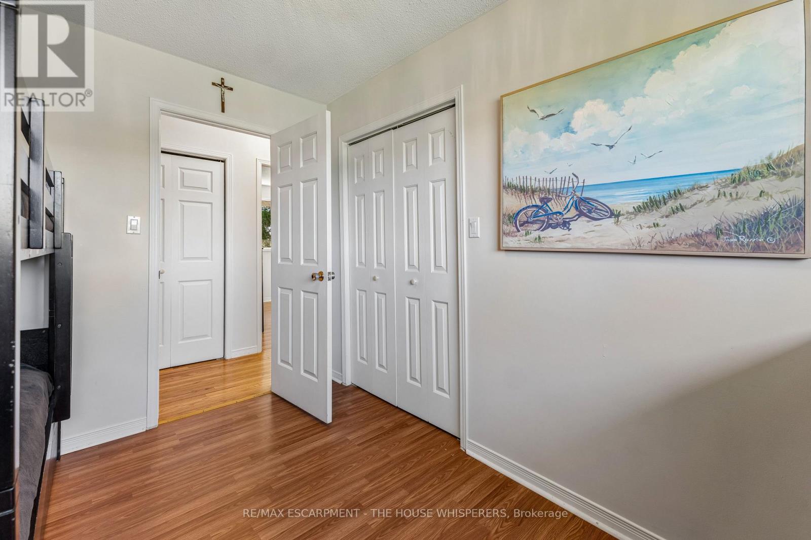 1250 Arkell Road Property Photo 15
